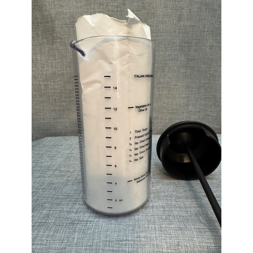 Pampered Chef Measure Mix & Pour Salad Dressing Maker Whisk Bottle 14oz 440ml